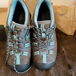 Keen. Shoe for woman